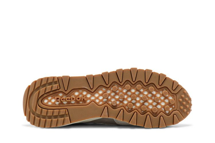 Кроссовки Reebok Classic Leather Legacy 'Sand Stone'