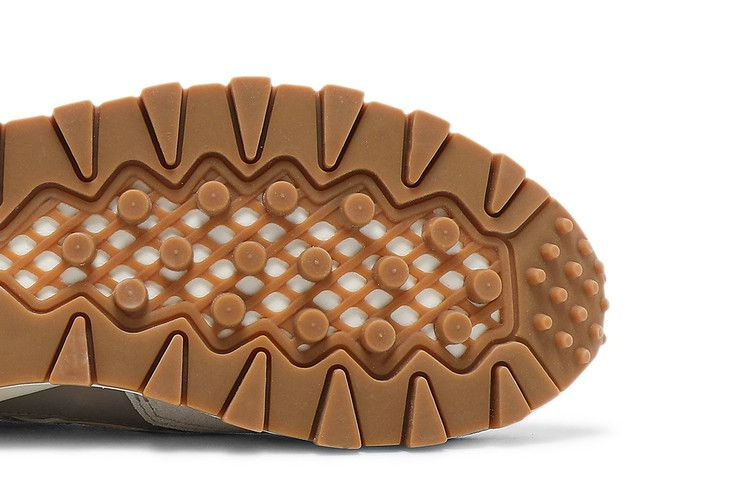 Кроссовки Reebok Classic Leather Legacy 'Sand Stone'