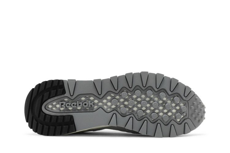 Кроссовки Reebok Classic Leather Legacy 'Solid Grey'