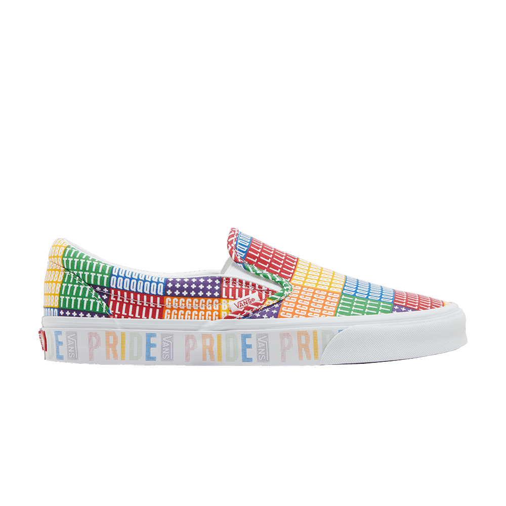 classic-slip-on-pride-vn0a33tb3wj