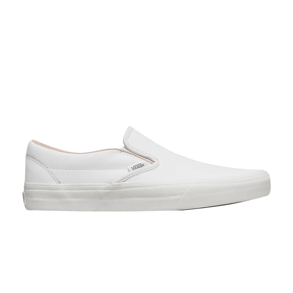 classic-slip-on-vansbuck-blanc-de-blanc-vn0a38f7u5v