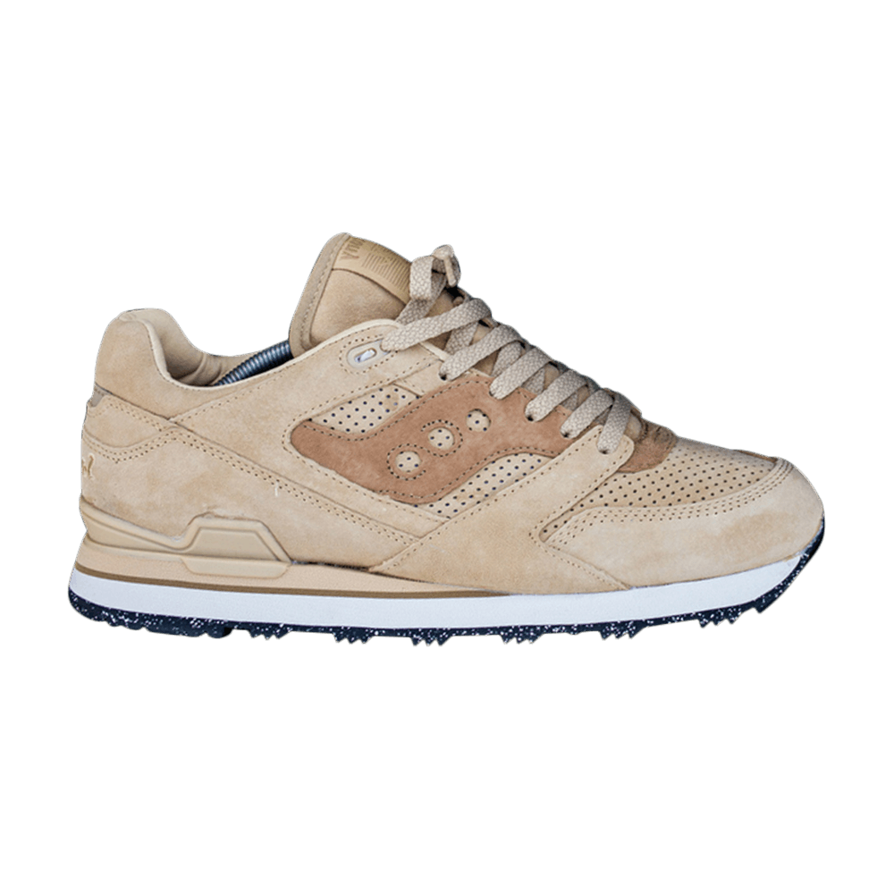 club-monaco-x-saucony-courageous-s70156-1