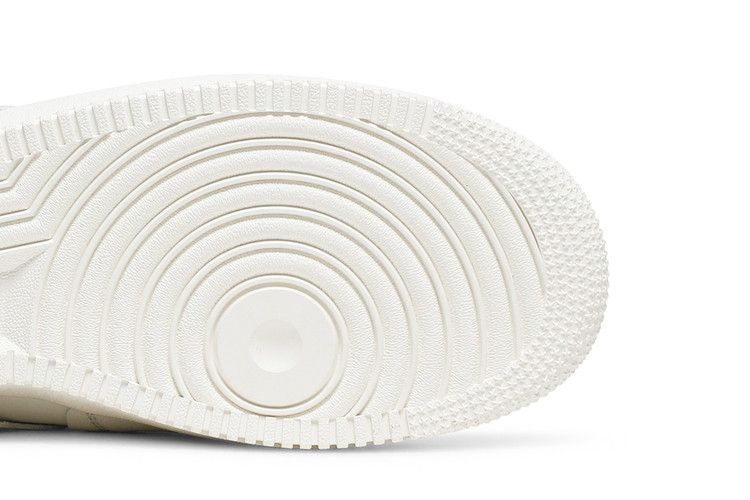 Кроссовки Nike Comme des Garçons x Air Force 1 Mid 'Triple White'