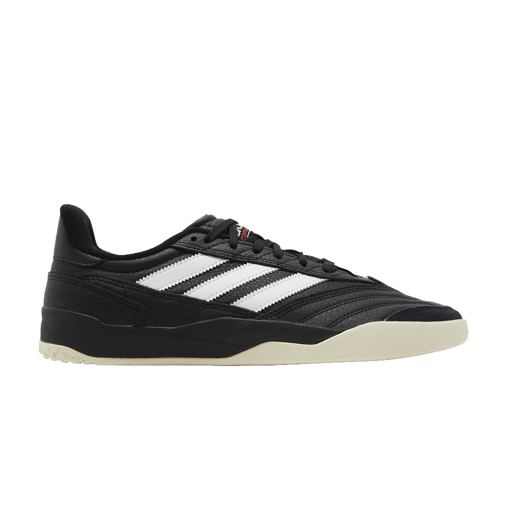 copa-nationale-black-white-fy0498