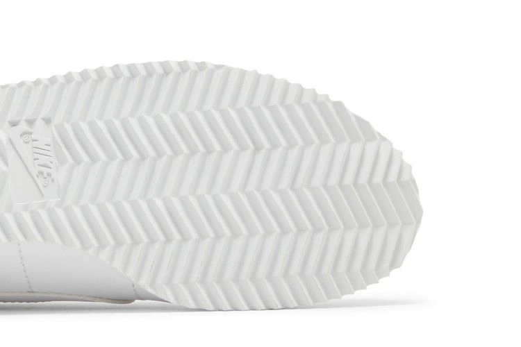 Кроссовки Nike Cortez Basic SL GS 'Triple White'