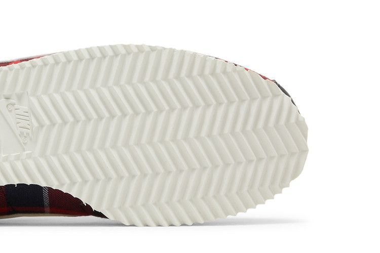 Кроссовки Nike Cortez Basic TXT SE GS 'Plaid'