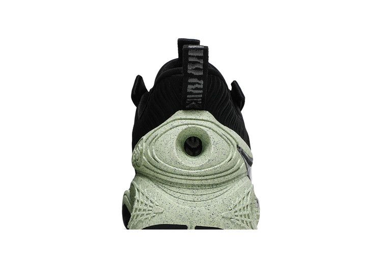 Кроссовки Nike Cosmic Unity 'Green Glow'