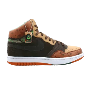 Коричневый