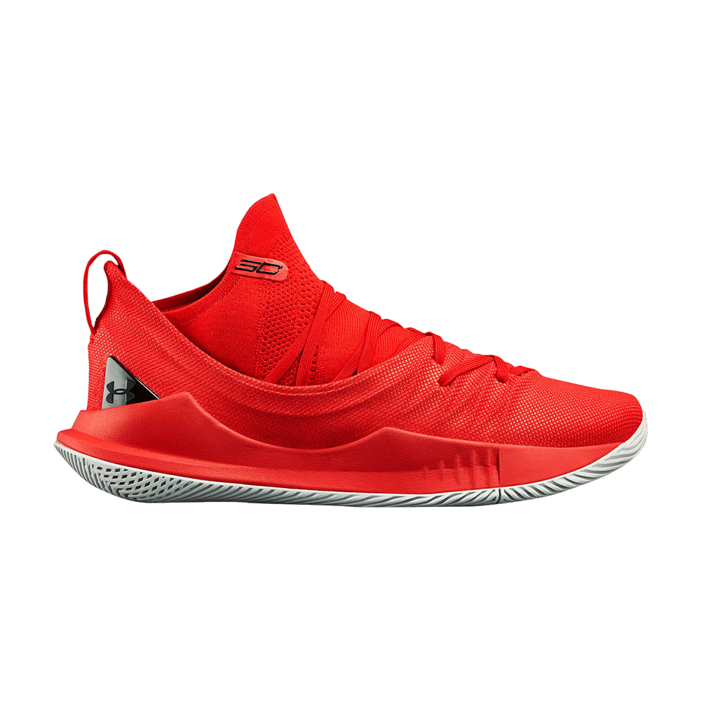 curry-5-fired-up-3020657-600
