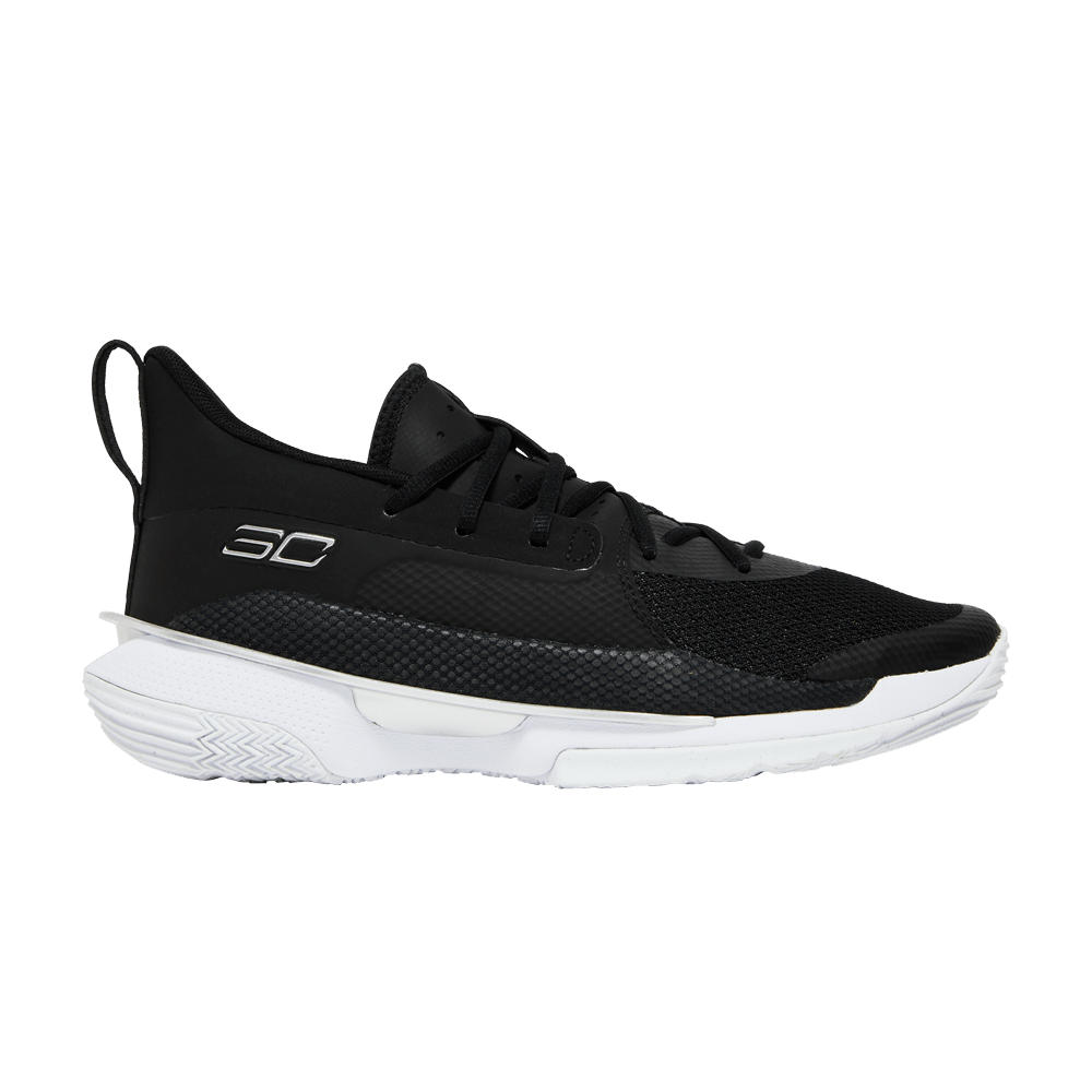 curry-7-team-black-white-3023838-003