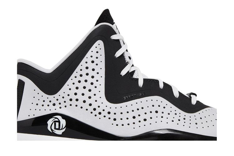 Кроссовки adidas D Rose 773 III