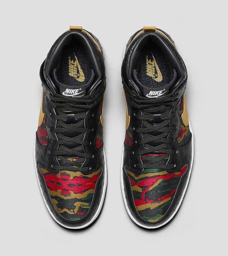 Кроссовки Nike Dunk CMFT Premium 'Tiger Camo'