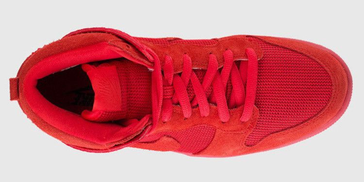 Кроссовки Nike Dunk Hi CMFT Premium 'Red October'