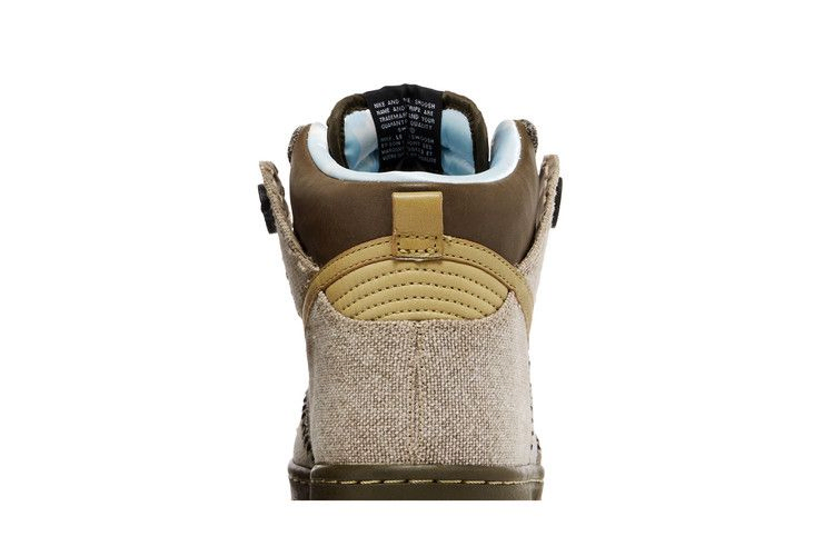 Кроссовки Nike Dunk High 'Coraline'