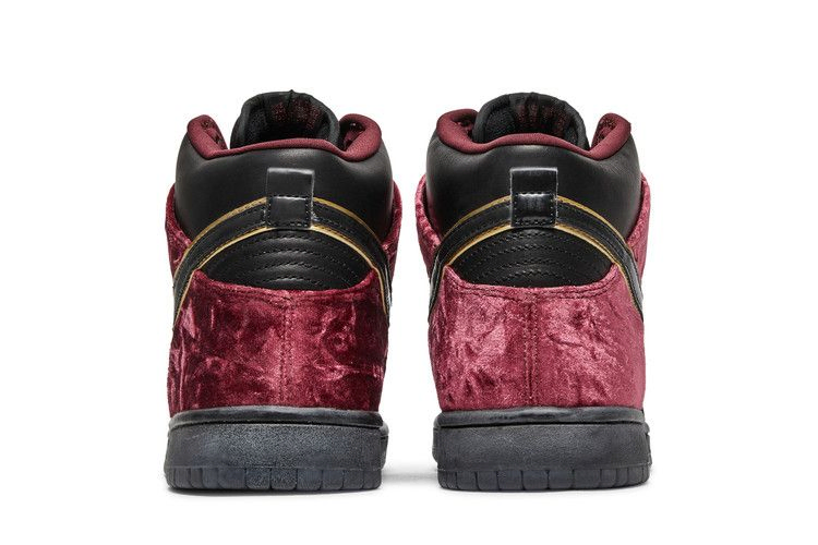 Кроссовки Nike Dunk High Premium SB 'Bloody Sunday'