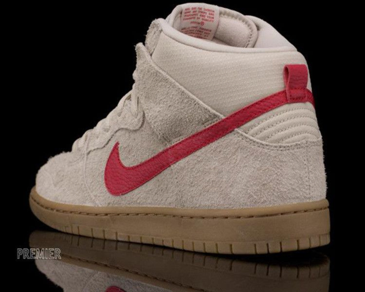 Кроссовки Nike Dunk High Pro SB 'Birch Hyper Red'