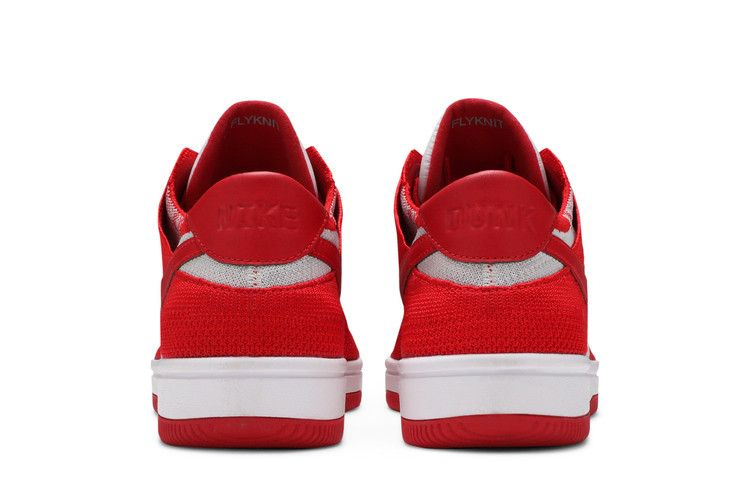 Кроссовки Nike Dunk Low Flyknit 'University Red'