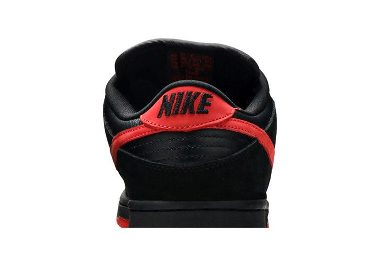 Кроссовки Nike Dunk Low Pro SB 'Vamps'