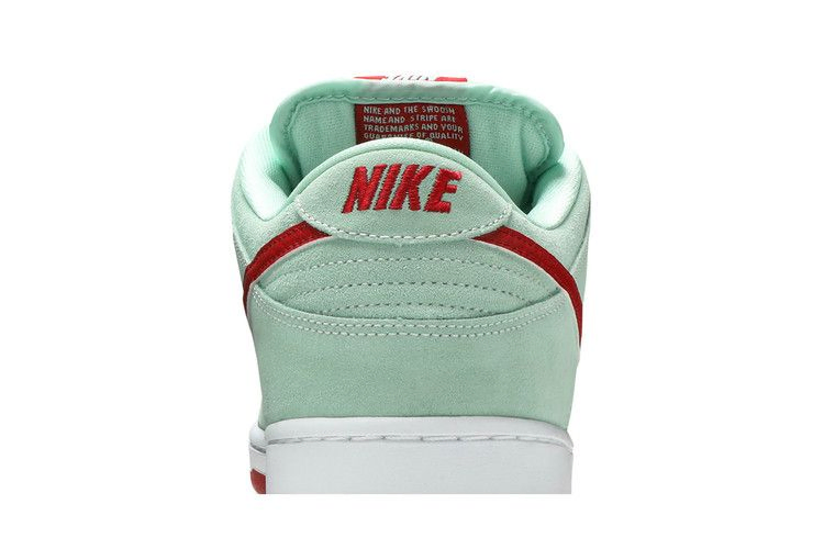 Кроссовки Nike Dunk Low Pro SB 'Mint Red'