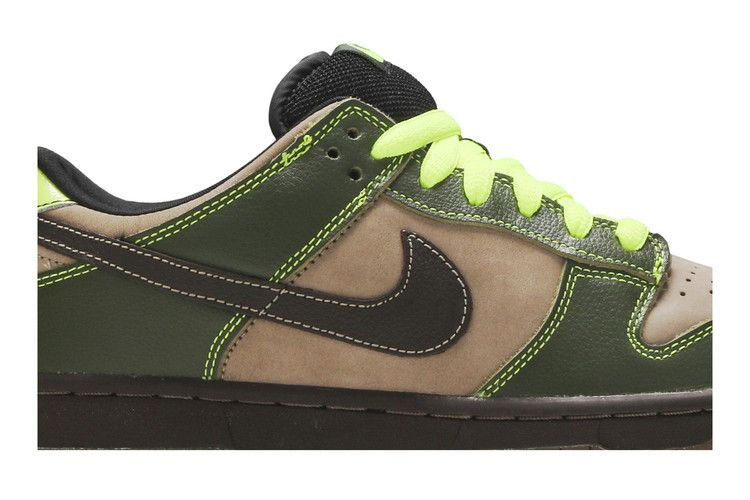 Кроссовки Nike Dunk Low Pro SB 'Jedi'