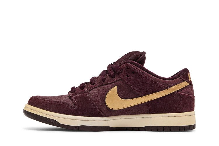 Кроссовки Nike Dunk Low Pro SB 'UK Passport'