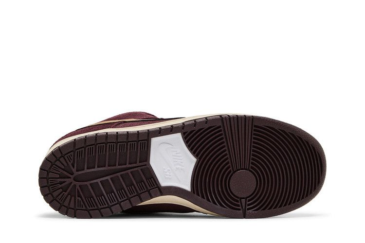 Кроссовки Nike Dunk Low Pro SB 'UK Passport'