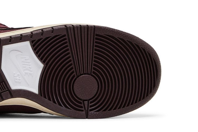 Кроссовки Nike Dunk Low Pro SB 'UK Passport'