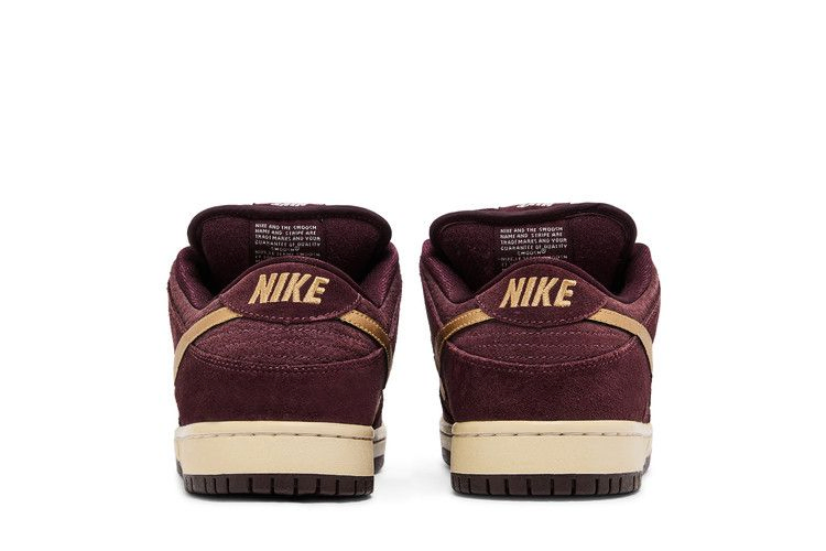 Кроссовки Nike Dunk Low Pro SB 'UK Passport'