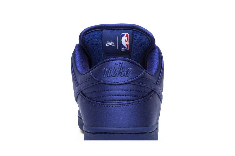 Кроссовки Nike NBA x Dunk Low SB 'Deep Royal Blue'