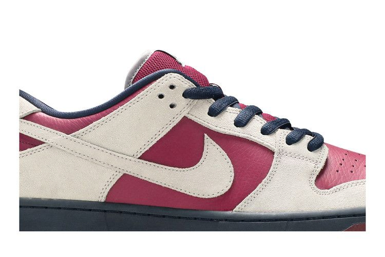 Кроссовки Nike Dunk Low SB 'True Berry'