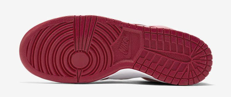 Кроссовки Nike Dunk Retro QS 'Be True'