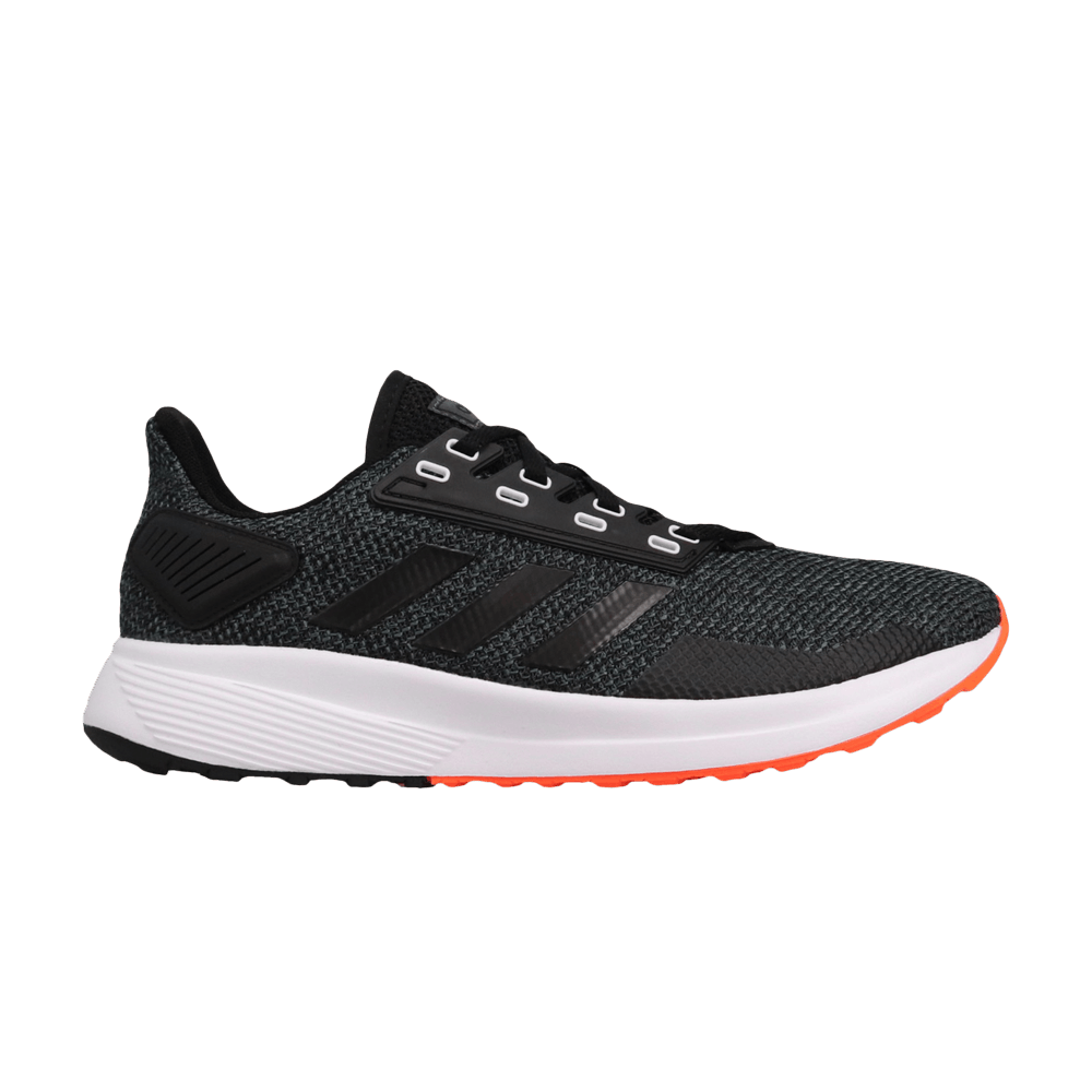 duramo-9-core-black-ee7928