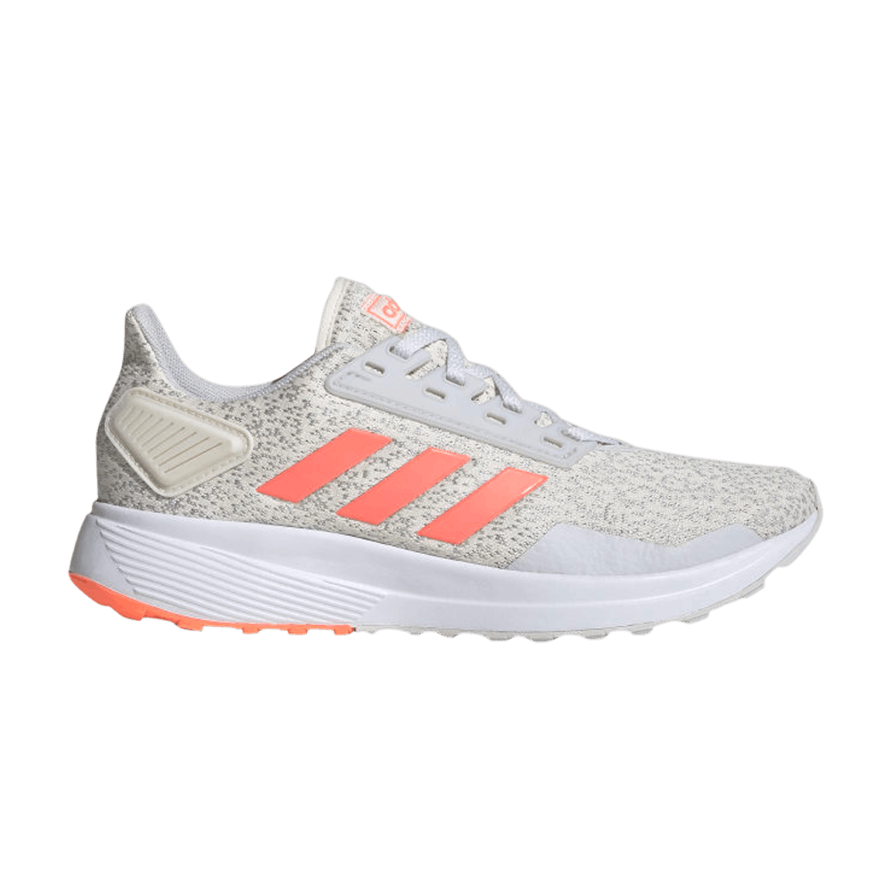 duramo-9-white-signal-coral-eg8671