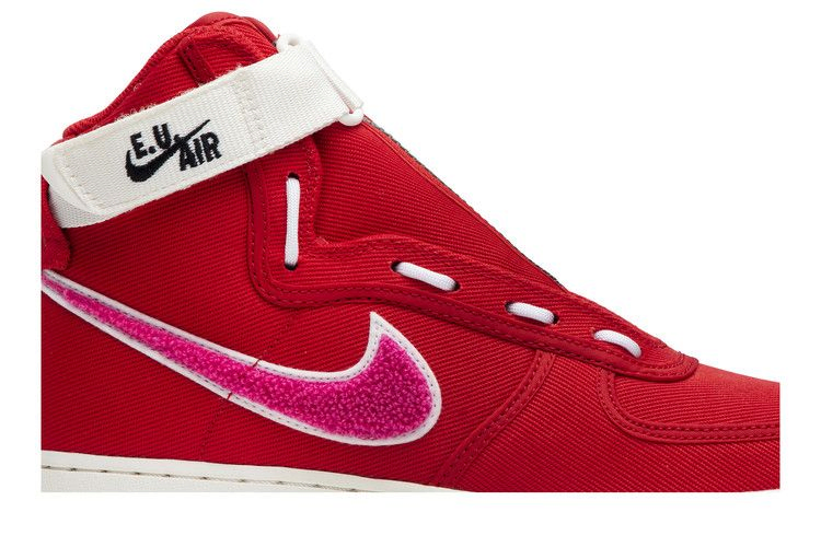 Кроссовки Nike Emotionally Unavailable x Air Force 1 High 'Heart'