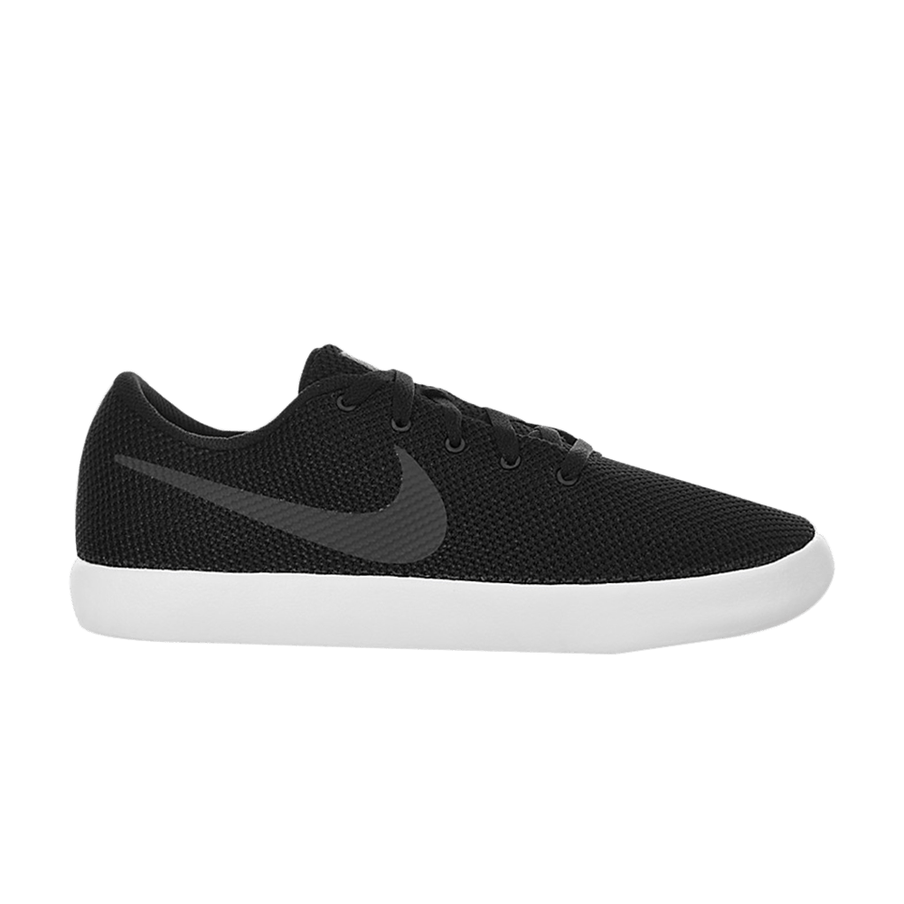 Кроссовки Nike Essentialist