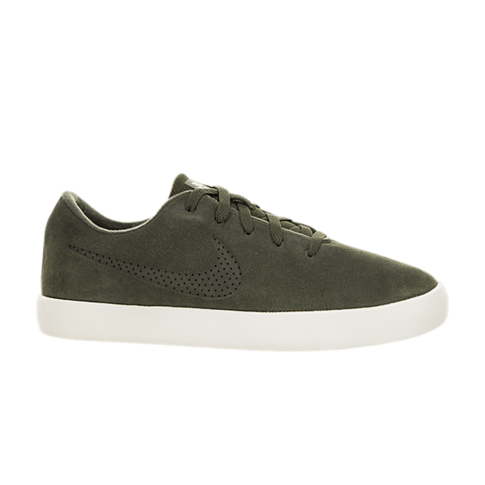Кроссовки Nike Essentialist Suede