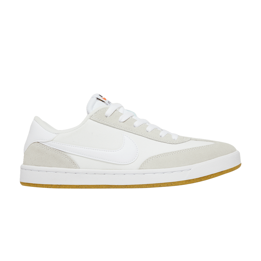 fc-standard-sb-summit-white-gum-cj9961-100