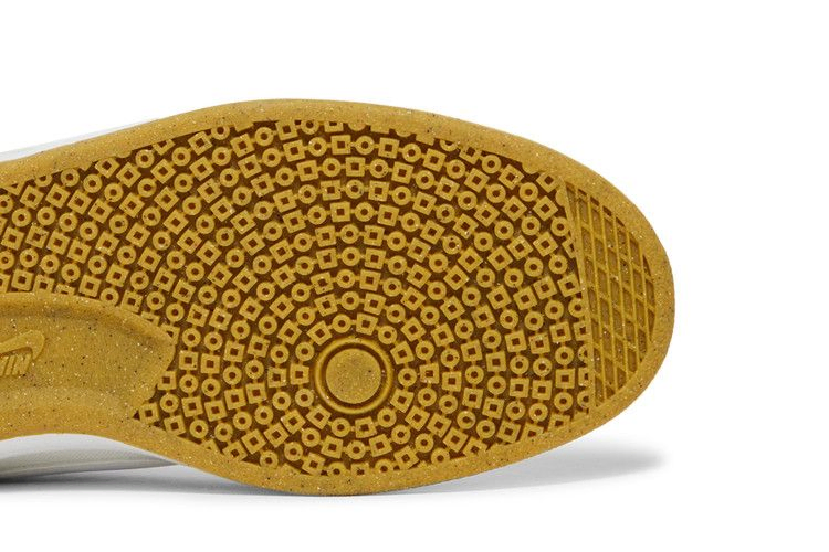 Кроссовки Nike FC Standard SB 'Summit White Gum'