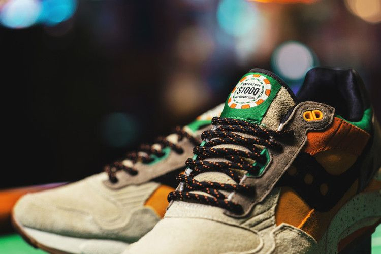 Кроссовки Saucony Feature x G9 Shadow 5 'The Pumpkin'