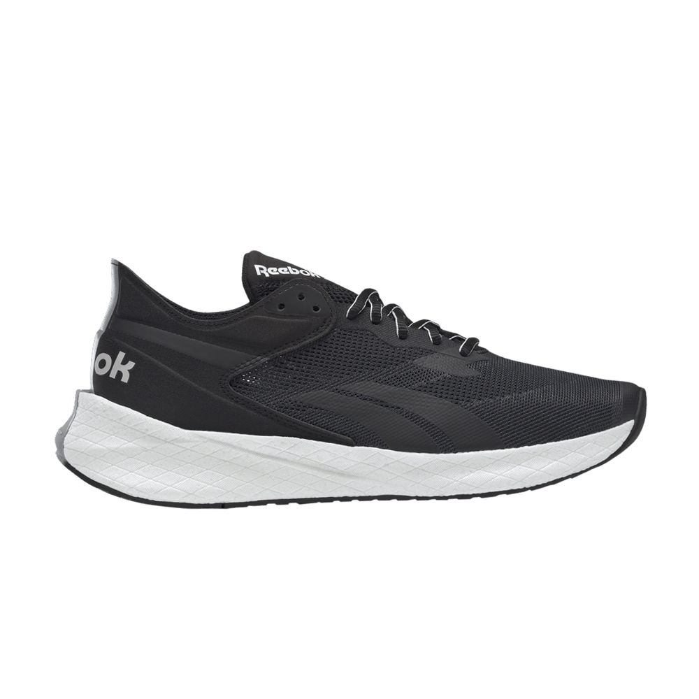 floatride-energy-symmetros-black-fu8047