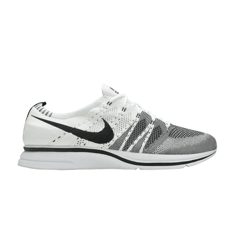 flyknit-trainer-2017-ah8396-100