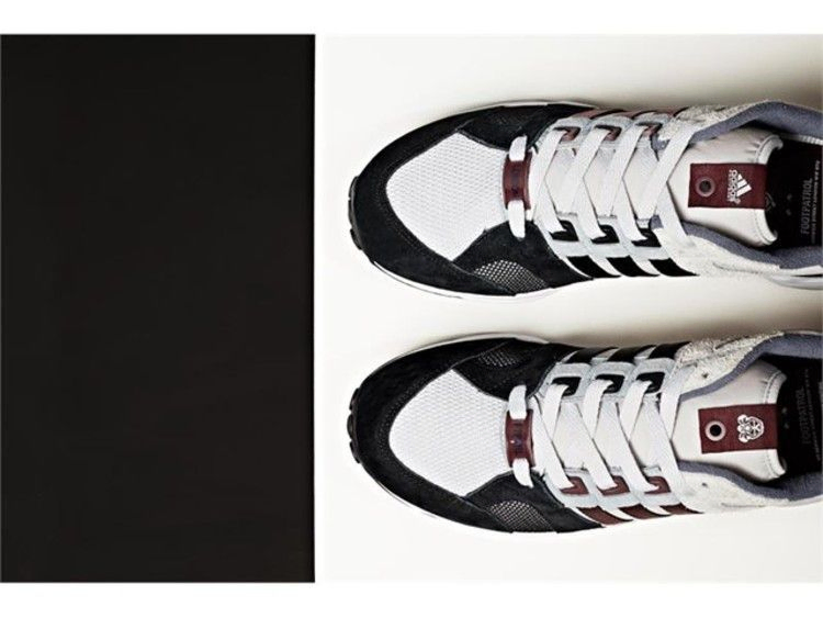 Кроссовки adidas Footpatrol x EQT Running Cushion 93 'Clear Grey Red'