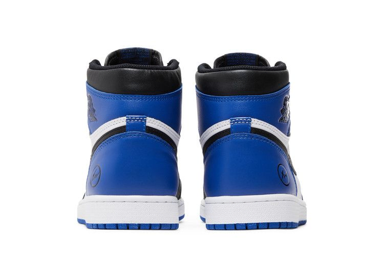 Кроссовки Fragment Design x Air Jordan 1 Retro High OG 'Friends and Family'