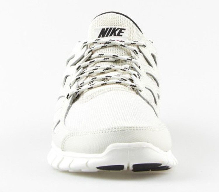 Кроссовки Nike Free Run 2