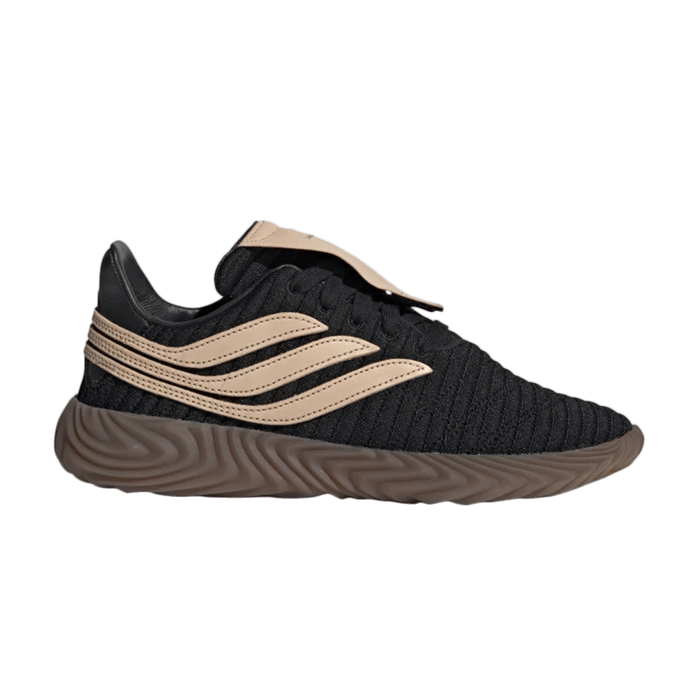 hender-scheme-x-sobakov-black-gum-ee5442