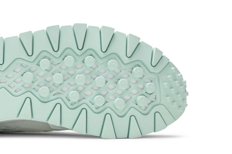 Кроссовки Reebok Hot Ones x Classic Leather Legacy 'The Thirst Quencher'