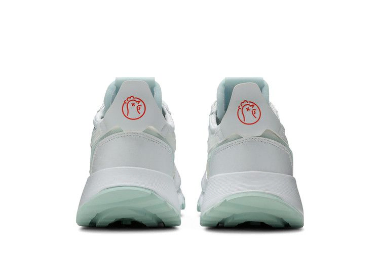 Кроссовки Reebok Hot Ones x Classic Leather Legacy 'The Thirst Quencher'