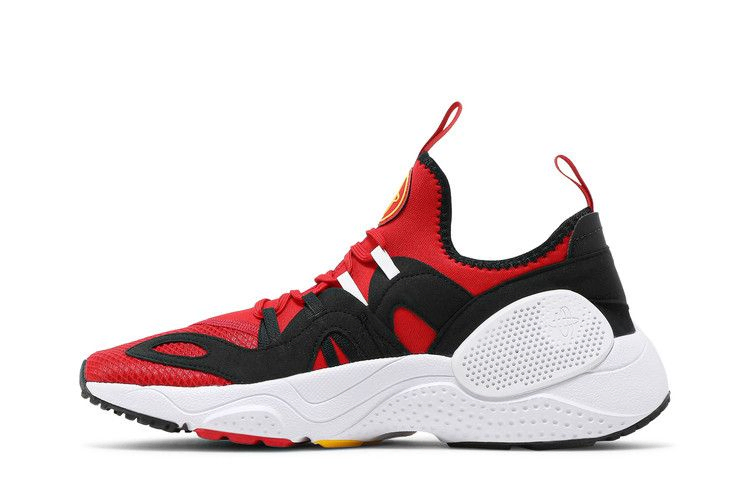Кроссовки Nike Huarache E.D.G.E. TXT 'University Red Black'