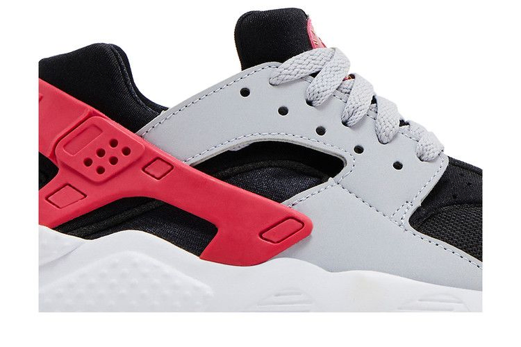 Кроссовки Nike Huarache Run GS 'Black Rush Pink Grey'