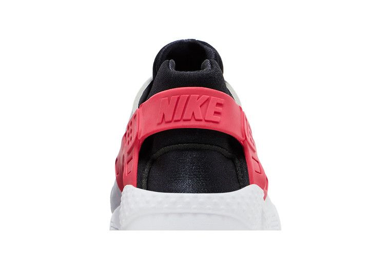 Кроссовки Nike Huarache Run GS 'Black Rush Pink Grey'
